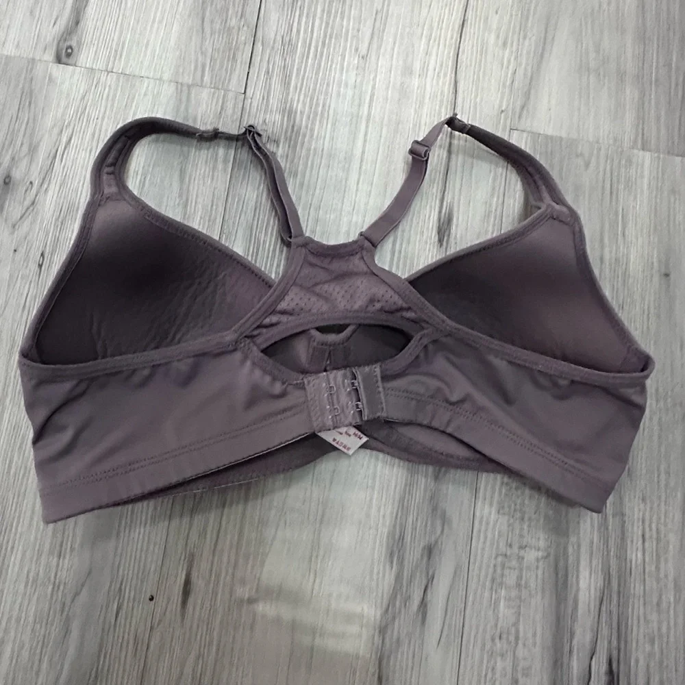 Joe‎ Fresh Racerback Bra Size M Gray Wireless Adj Hooks Soft Activewear Athletic